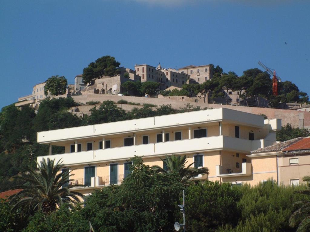 קופרה מריטימה Hotel Capital מראה חיצוני תמונה